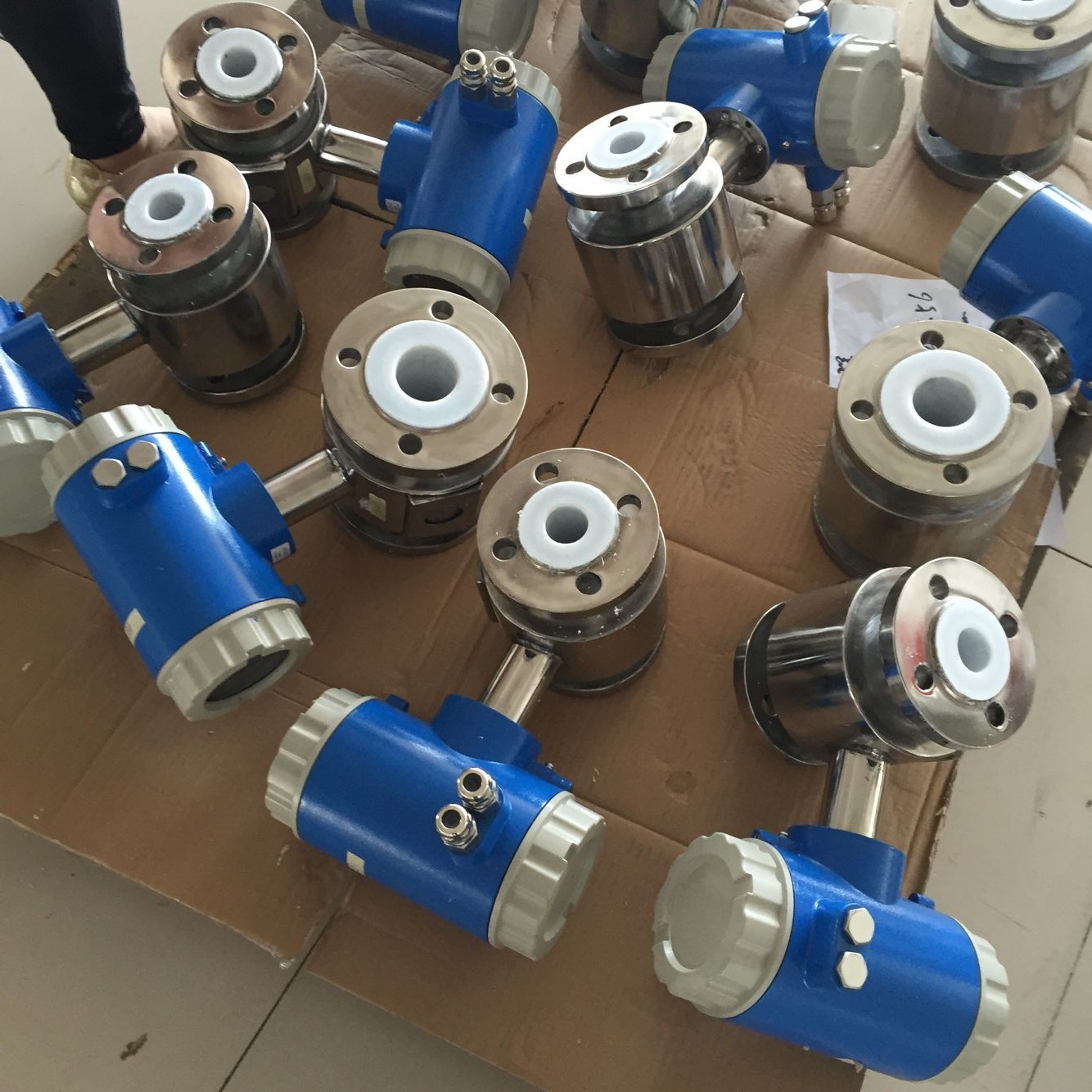 不銹鋼電磁流量計(jì)，紙漿流量計(jì)，酸漿流量計(jì)