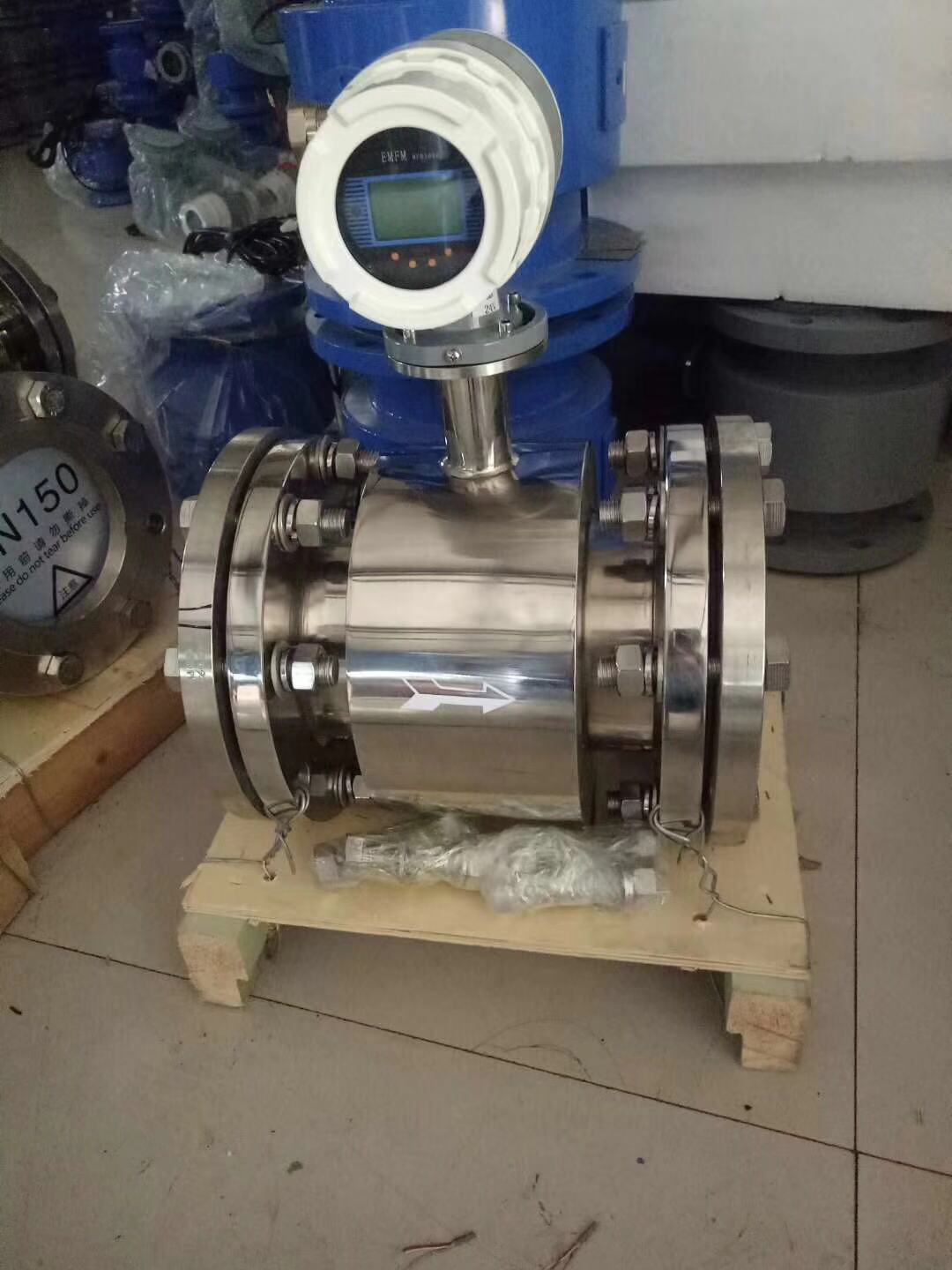 304不銹鋼智能電磁流量計(jì)，一體管道式，價(jià)格，廠家